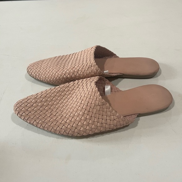 Universal Thread Pink Woven Mules - Picture 4 of 6
